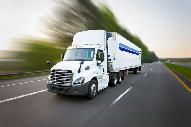 Refrigerator Truck